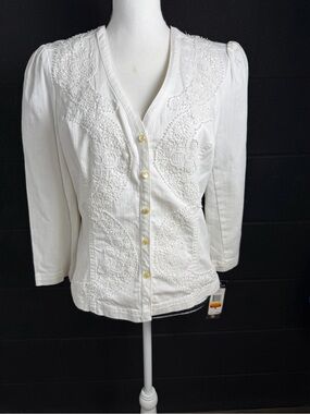 Chaps White Embroidered Button-Front Women’s Shirt/Jacket , puff sleeve NWT Med